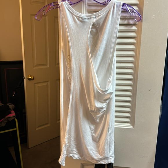 Victoria Secret Love Tank Top - Picture 4 of 5